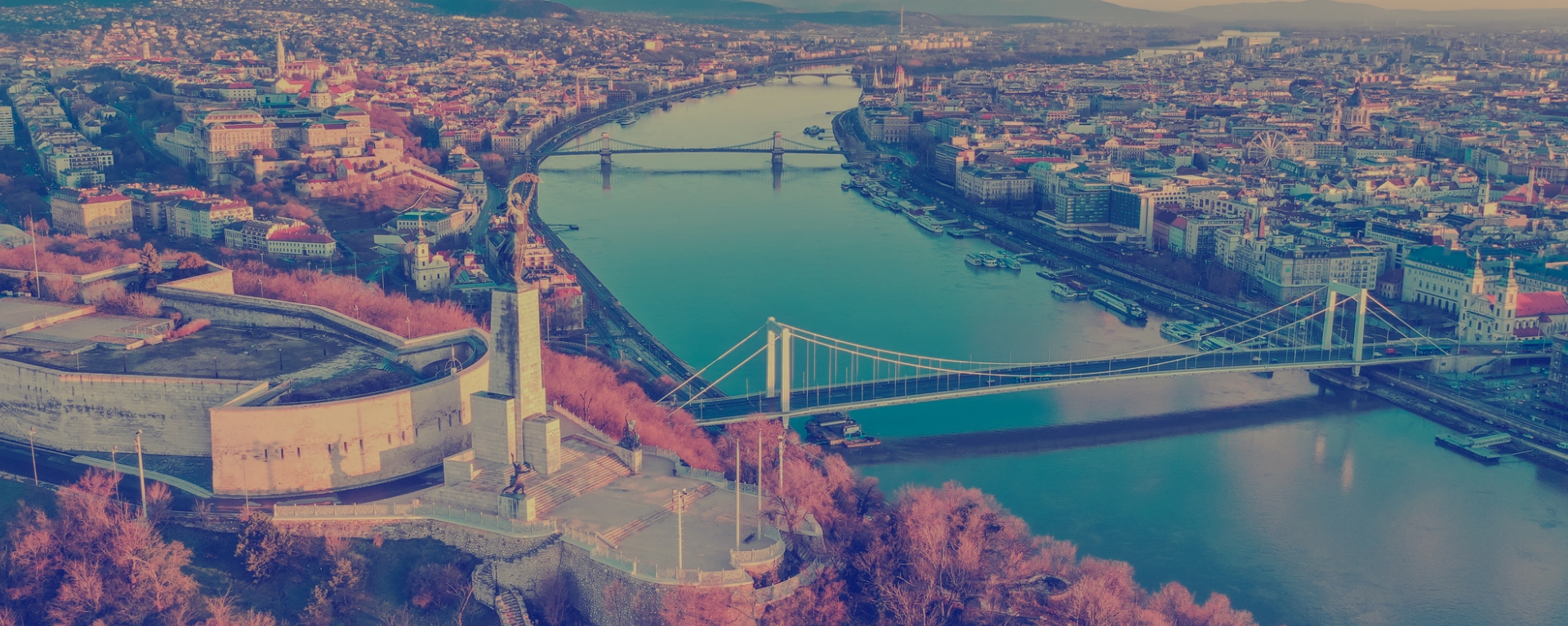 Luxury Escapades Banner